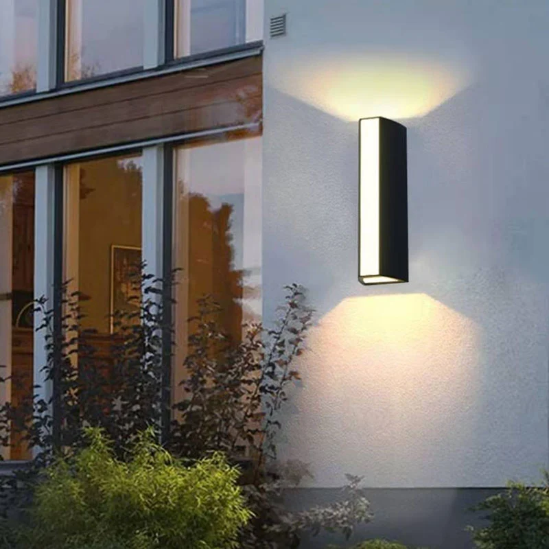Trapeziumvormige wandkandelaar Licht minimalistische metalen binnenplaats LED-wandmontageverlichting zwart Clearhalo