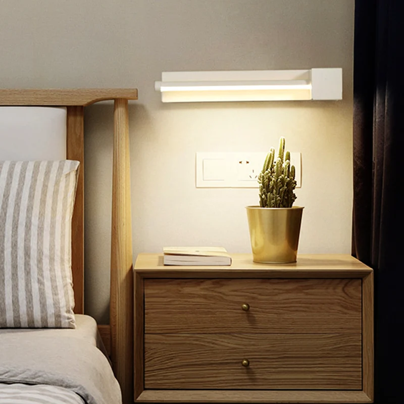 Verstelbare acryl schaduwrijke lineaire wandkandelaar Eenvoud LED zwart/wit wandgemonteerd lichtarmatuur, warm/wit licht C...