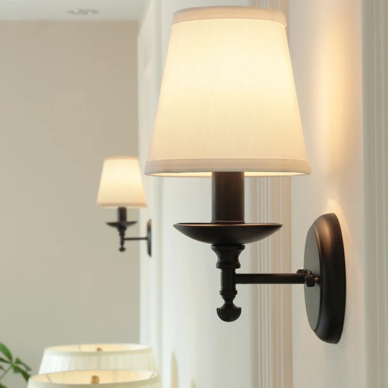 Wandlamp Simplicity Candelabra, metalen wandlamp met 1 kop en lampenkap van stof wit Clearhalo