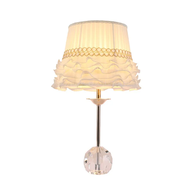 White Flare Task Light Modern 1-lamps stoffen leeslamp met bolvormige heldere kristallen voet Clearhalo