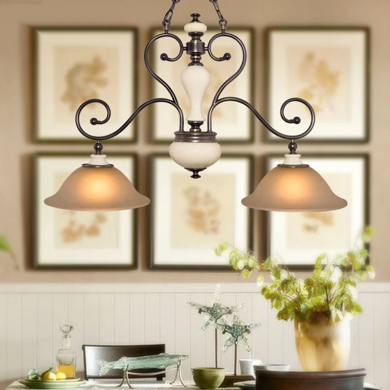 Wit glas zwart eilandlamp uitlopend 2 hoofden landelijke stijl kroonluchterlicht met ronde arm voor eetkamer Clearhalo