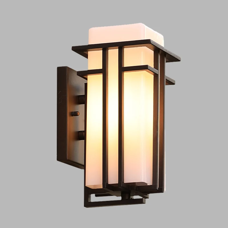 Wit glazen kubusvormige wandkandelaar Country 1-kops wandlamp voor buiten met matzwart metalen frame Clearhalo
