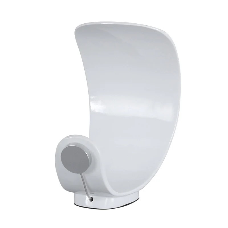 Witte afwerking Bend Moon Shape-bureaulamp Eenvoudige LED-metallic nachttafellamp voor nachtkastje Clearhalo