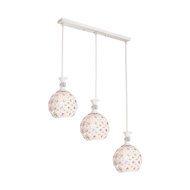 Witte bloemachtige hanglampenset met koepelontwerp, moderne 3-lichts ijzeren multilichthanger Clearhalo