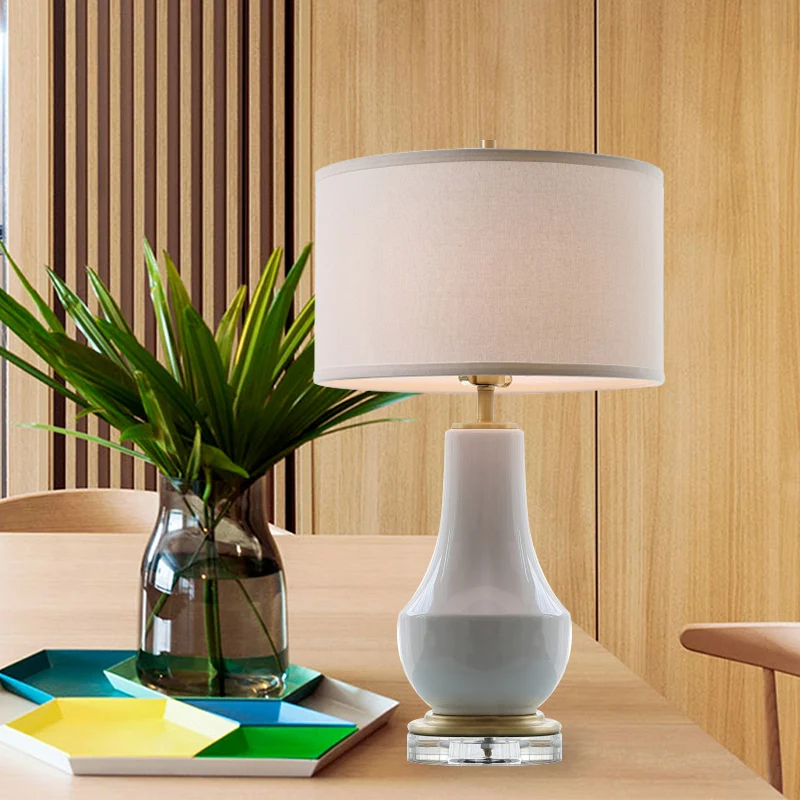 Witte Drum Tafellamp Modernistisch 1 Lamp Stof Nachtverlichting met Vaas Keramische Voet Clearhalo
