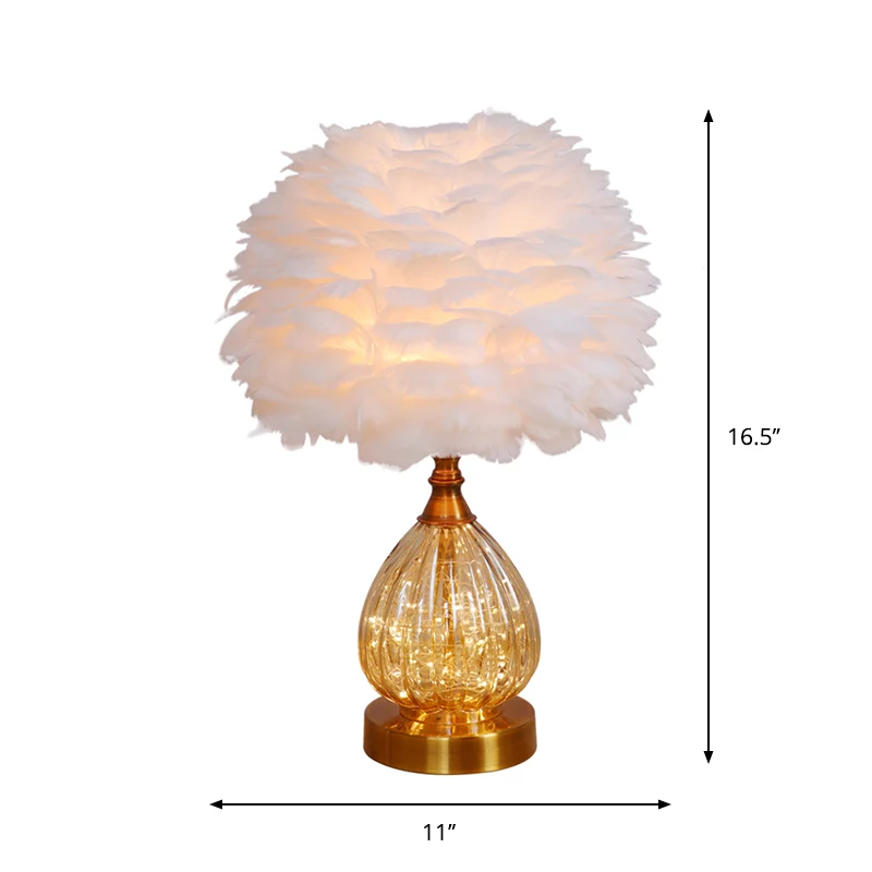 Witte Global Bureaulamp Modernistische 1-lichts Feather Nachttafellamp met taps toelopende voet Clearhalo