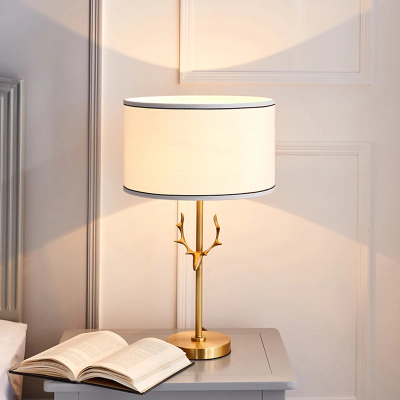 Witte ronde tafellamp, minimalistisch, stoffen nachtlamp met 1 kop en geweidecoratie Clearhalo