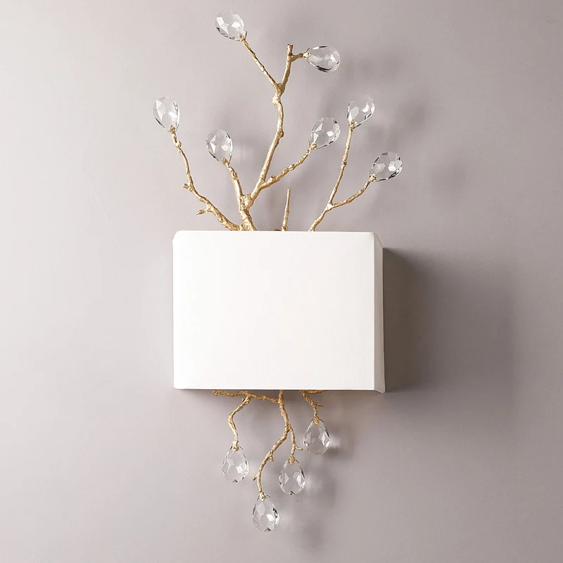 Witte tak 2-lamps wandkandelaar verlichting minimalistische kristallen kraal wandgemonteerde lamp met stoffen kap Clearhalo
