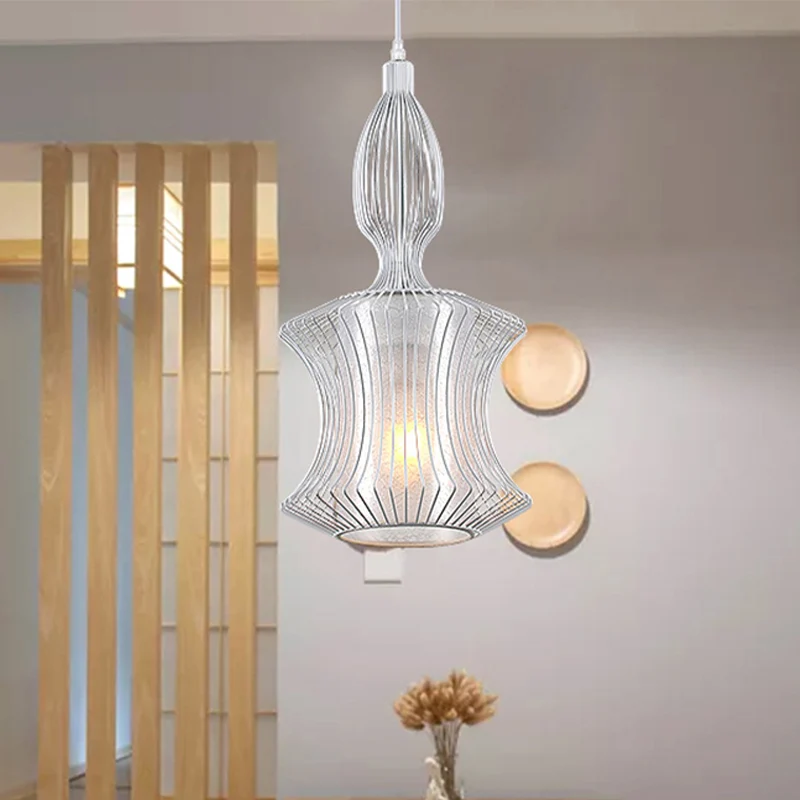 Zilveren lantaarnkooi-hanglamp Modern 1-lichts metalen hangende plafondlamp met cilinderkap aan de binnenkant Clearhalo