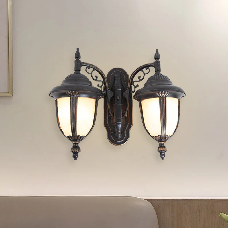Zwarte afwerking Acorn-wandverlichtingsideeën Landelijk Melkglas 2-lichts Binnenplaats-wandlamparmatuur Clearhalo