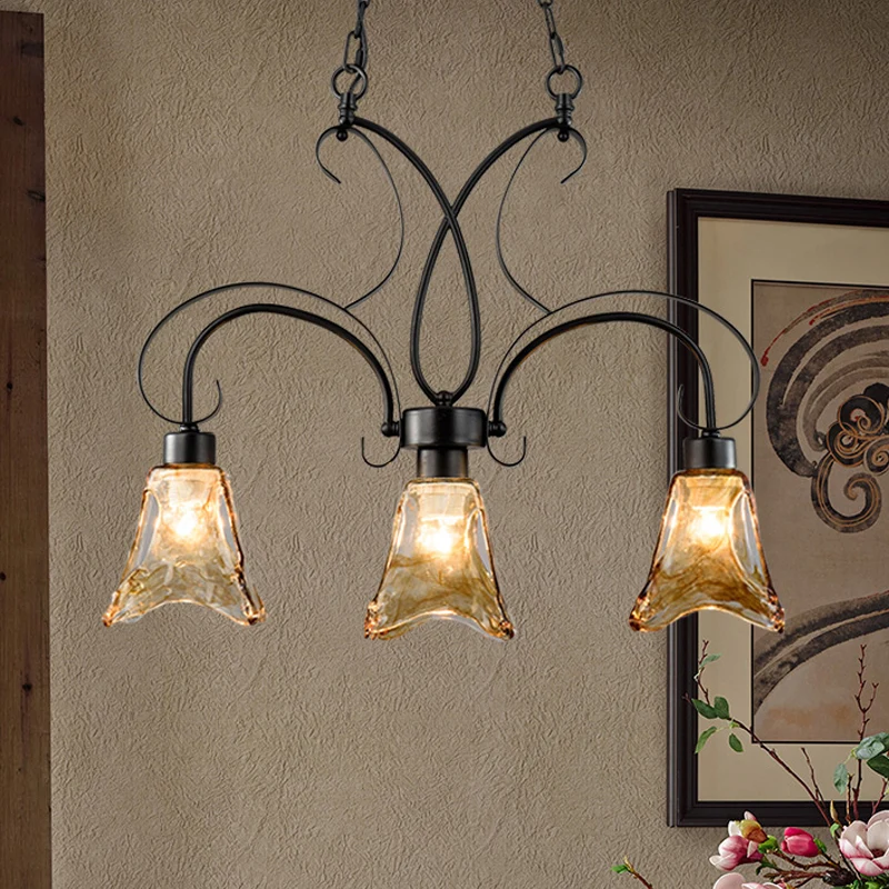 Zwarte bloemeneiland hanglamp, klassiek bruin getextureerd glas, 3 lampen, eetkamer hangend plafondlicht Clearhalo