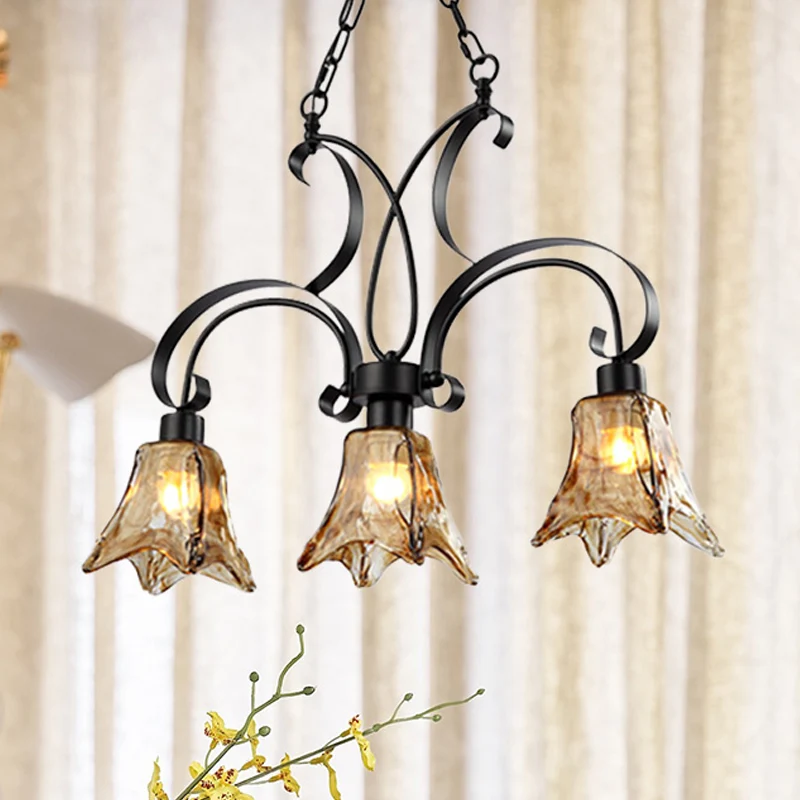 Zwarte bloemeneiland hanglamp, klassiek bruin getextureerd glas, 3 lampen, eetkamer hangend plafondlicht Clearhalo