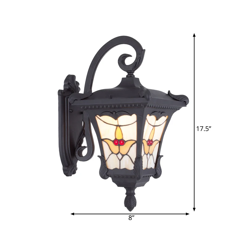 Zwarte Lantaarn Wandkandelaar Vintage Metallic 1-lamps Patio Bloemmotief Wandmontage Lichtarmatuur Clearhalo
