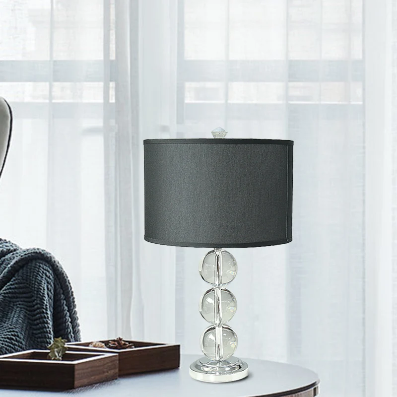 Zwarte nachtkastjelamp met enkele lamp, rustieke stoffen trommeltafellamp met kristallen bol-deco Clearhalo
