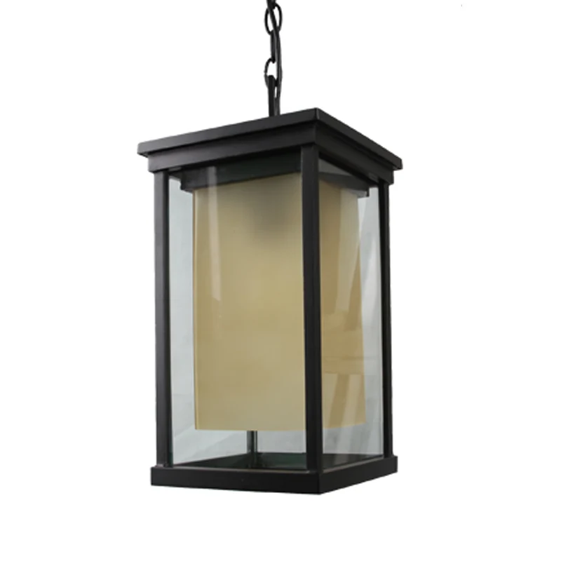Zwarte plafondhanger met 1 lamp, klassieke, rechthoekige hanglamp van helder glas en binnencilinder van amberkleurig glas...