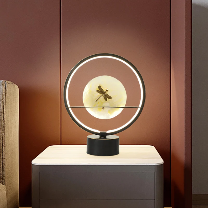 Zwarte ronde bureaulamp Minimalisme LED-nachtlampje van metaal met libelledetail aan de binnenkant Clearhalo
