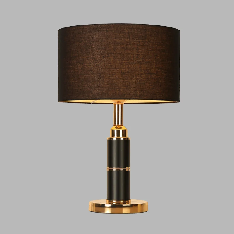 Zwarte trommelvormige bureaulamp Modern 1-lamps stoffen nachtkastje voor nachtkastje met stekker snoer Clearhalo