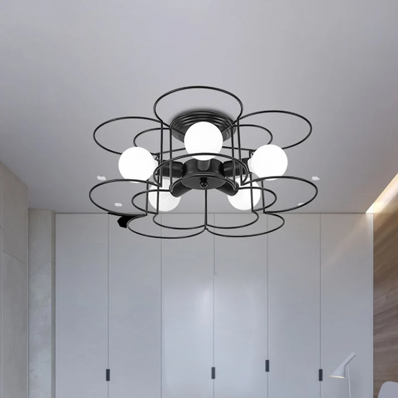 Zwart/wit ijzeren frame semi-inbouwverlichting moderne metalen 5-lichts slaapkamer plafondmontage kroonluchter Clearhalo