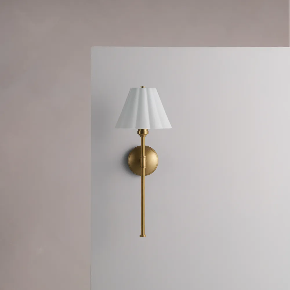 Cotswold Wandlamp Fijn Porselein - Antiek Messing