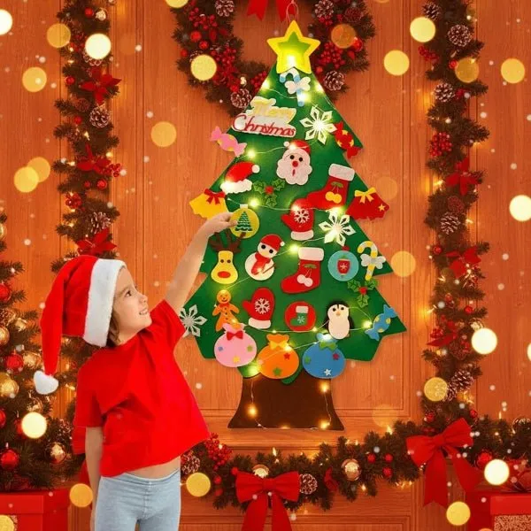 FILZTWINKLE – Interactieve vilten wandboom met LED-lichtjes en meer dan 30 ornamenten Cozey Maison