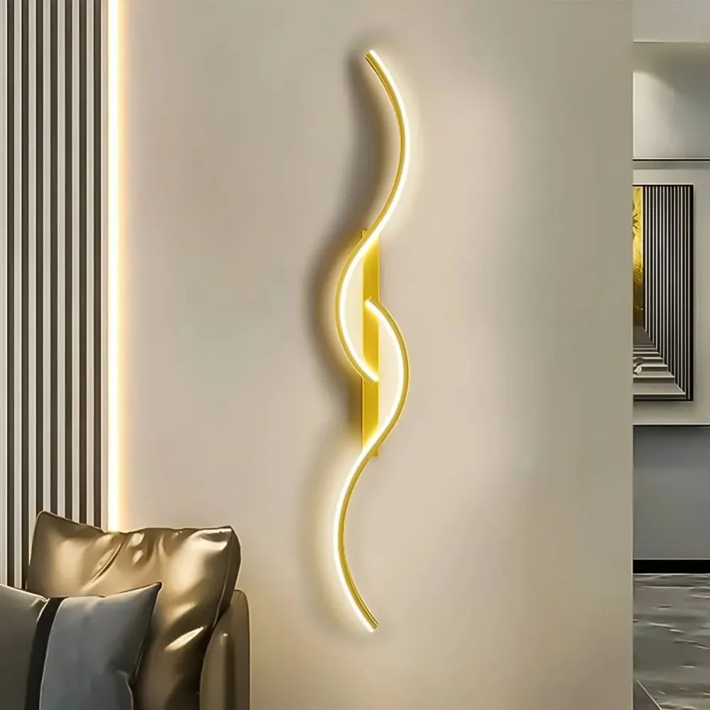 SCHWUNG – Moderne gebogen LED-wandlamp met dynamisch ontwerp Cozey Maison