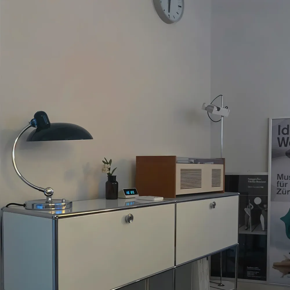 Verstelbare IJzeren Tafellamp Virella | Vintage Stijl Glowblend