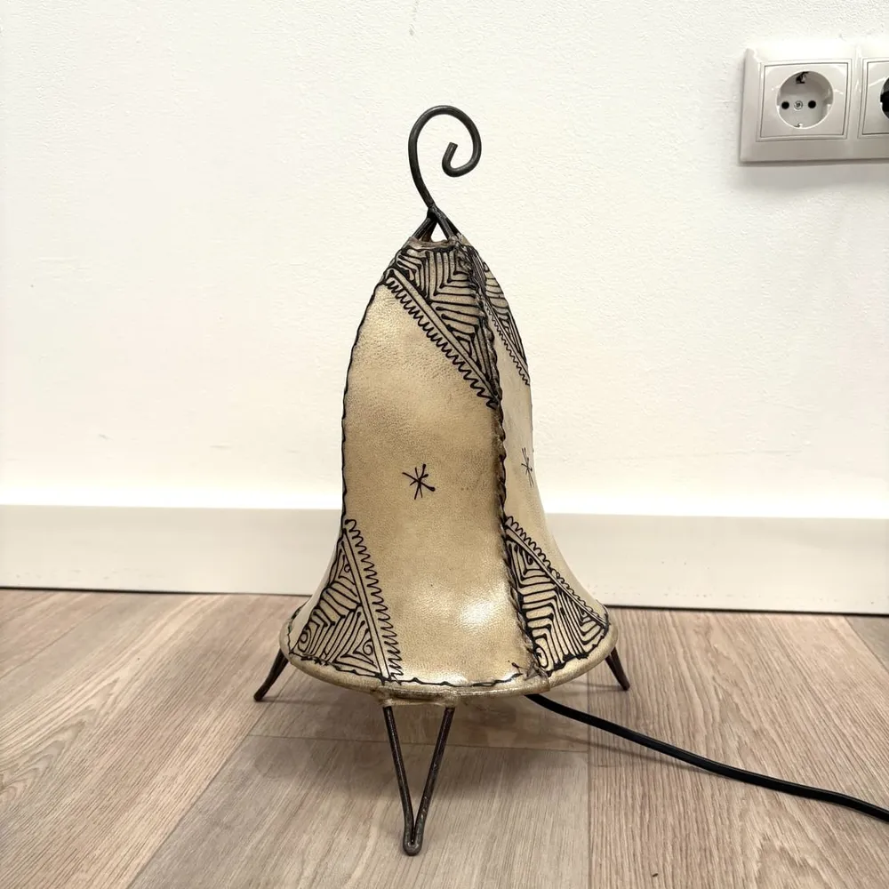 Handgeschilderde Marokkaanse hennalamp 35x19
