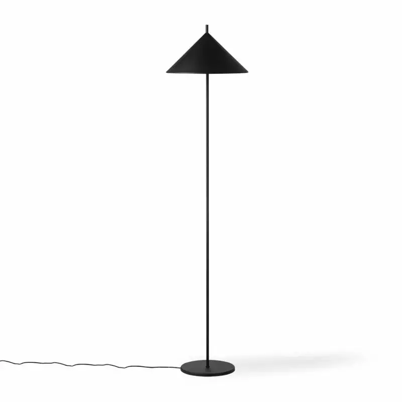 Vloerlamp Triangle | mat zwart | HKliving