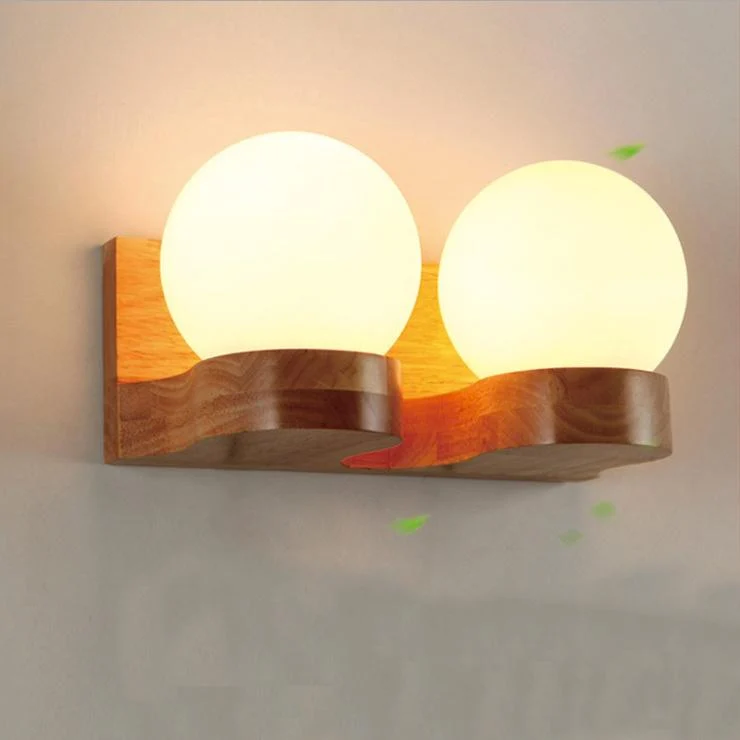 Houten Wandlamp met Glazen Bol - Modern LED bedlampje
