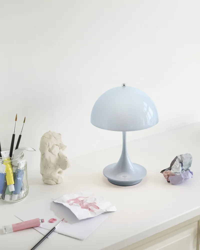 Louis Poulsen Panthella 160 Portable tafellamp Beige Opal