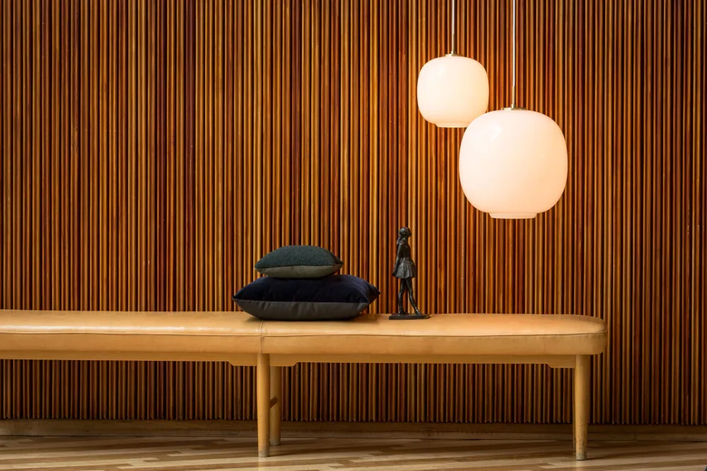 Louis Poulsen VL 45 Radiohus hanglamp Ø25 cm Brass/Glossy Amber