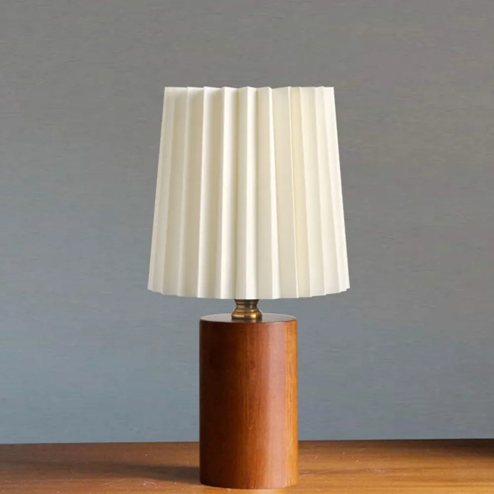 Houten Japandi Tafellamp met Stoffen Kap Lumio