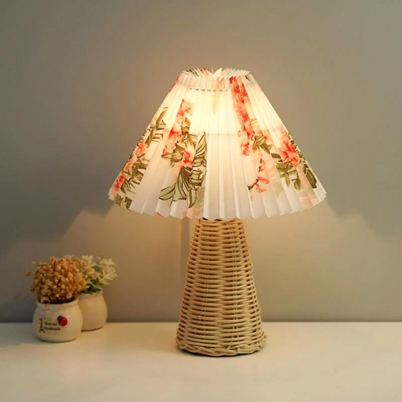 Moderne Beige Rattan Tafellamp met Stoffen Kap – Voor Slaapkamer, Woonkamer Bureau Lumio