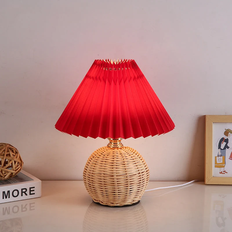 Scandinavische Tafellamp met Stoffen Kap – USB & Oneindig Dimbaar Lumio