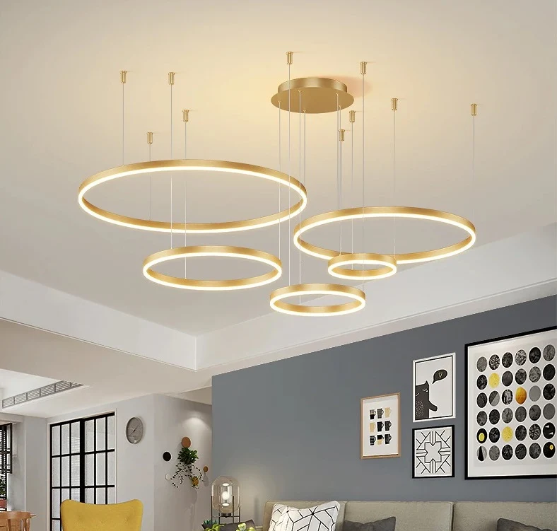 LuxiLamps - 5 Ringen - Hanglamp - Kroonluchter - Modern - Goud - Dimbaar Met Afstandsbediening