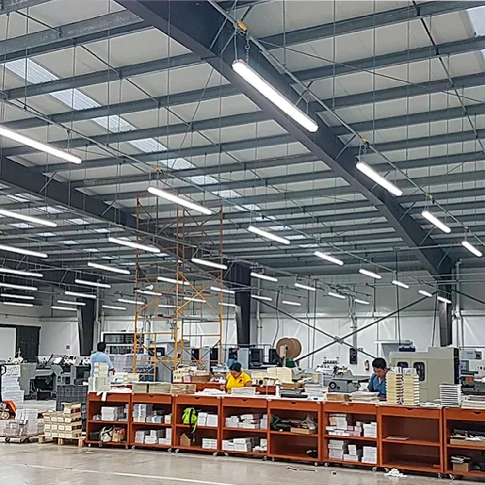 LUMINARIO LED INDUSTRIAL GAMMA LED 1200 40 40W/100-305V. TRANSPARENTE 6000K LUZ DE DIA ELECTROMAG MAGG