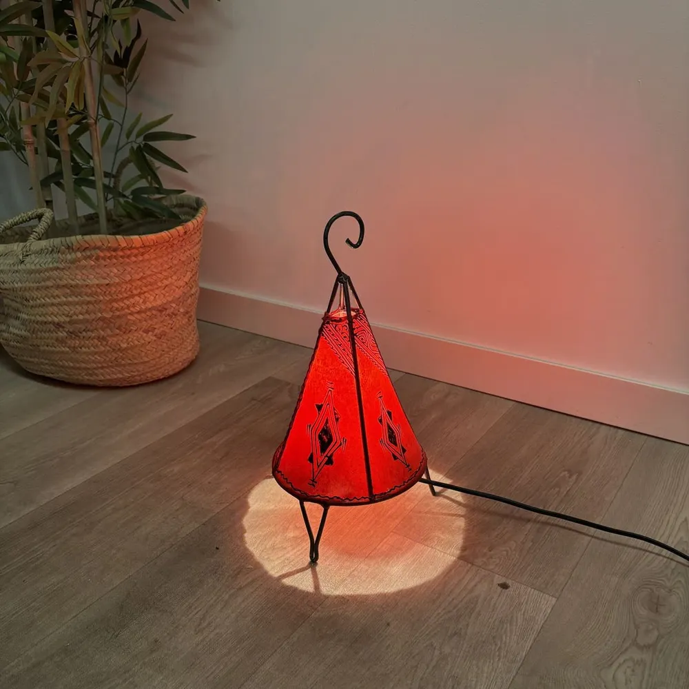 Marrakech Piramide Rood Leren Lamp 35cm