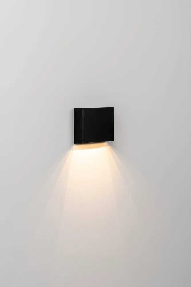 Milan - O-tel Wall light Led PCB textured BLACK