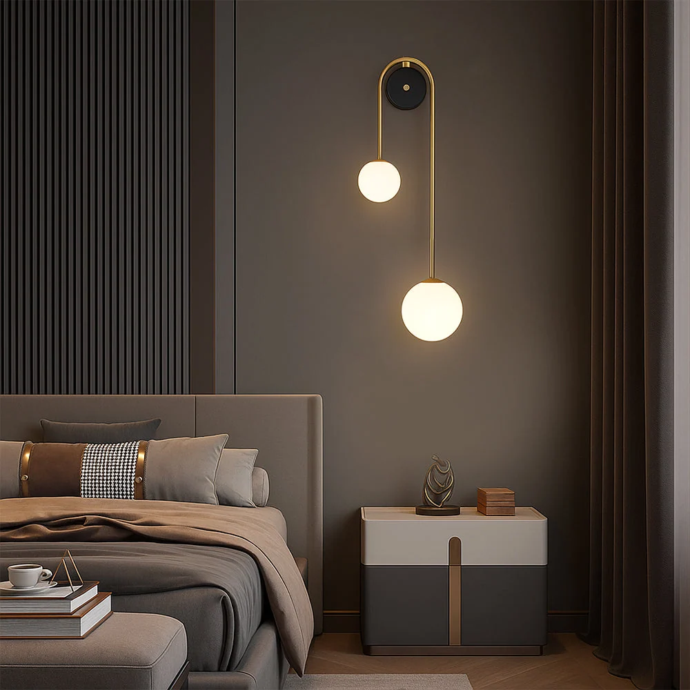 Minimalistische Boog Wandlamp van Messing en Glas Goudkleurig