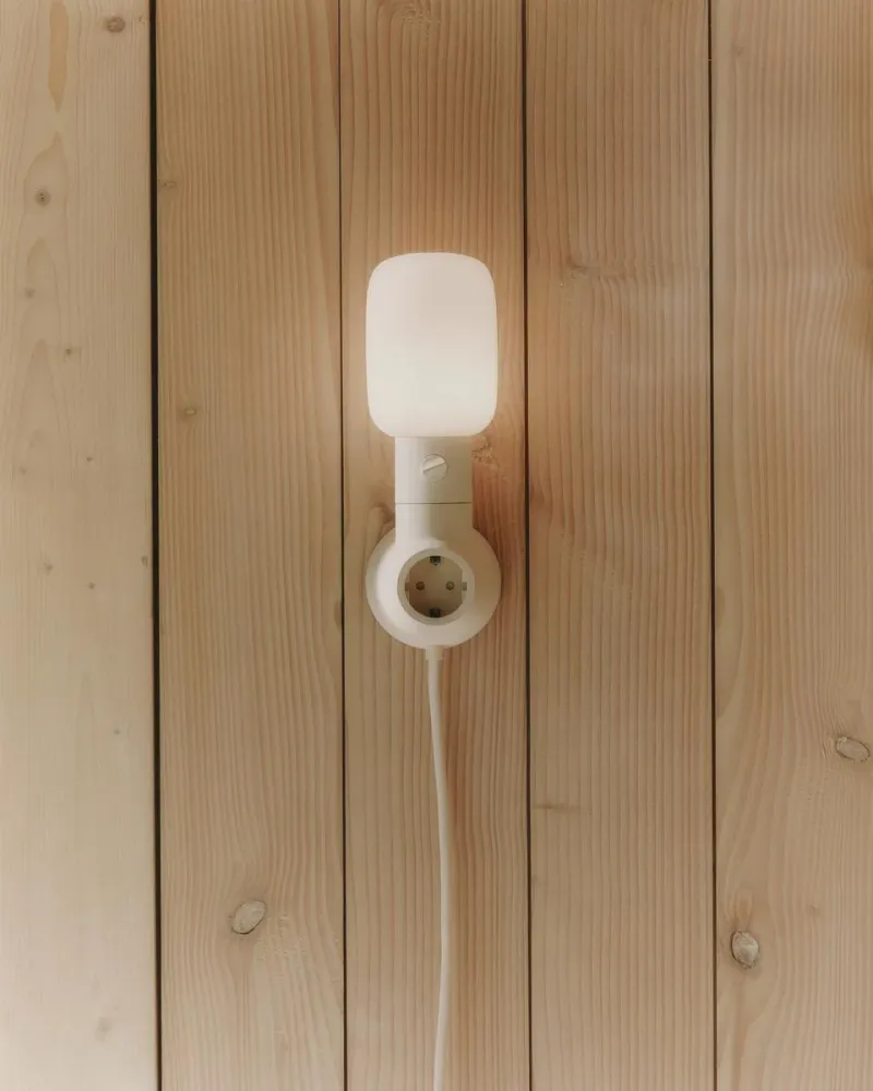 Pedestal Plug- lamp