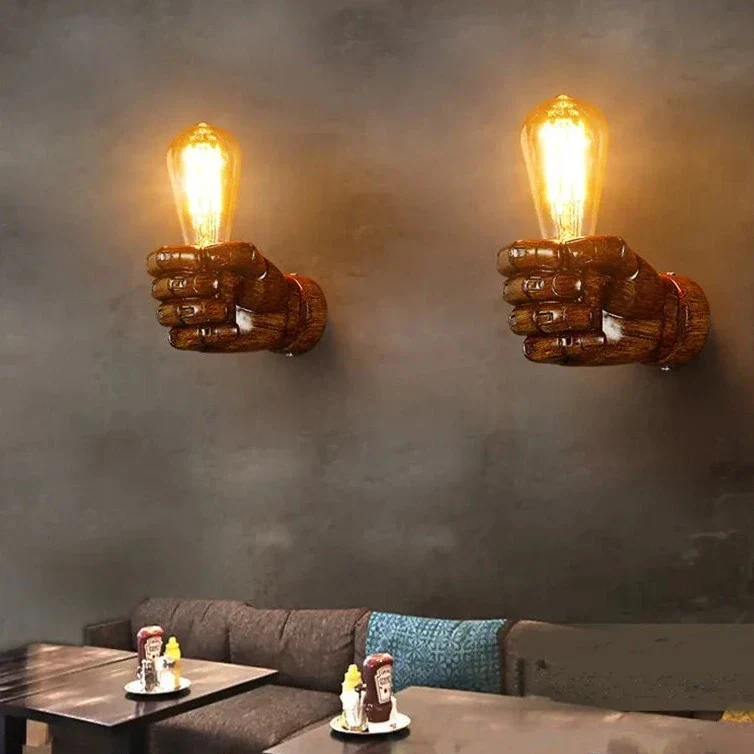 ChicForge - Metalen Wandlamp Selzar