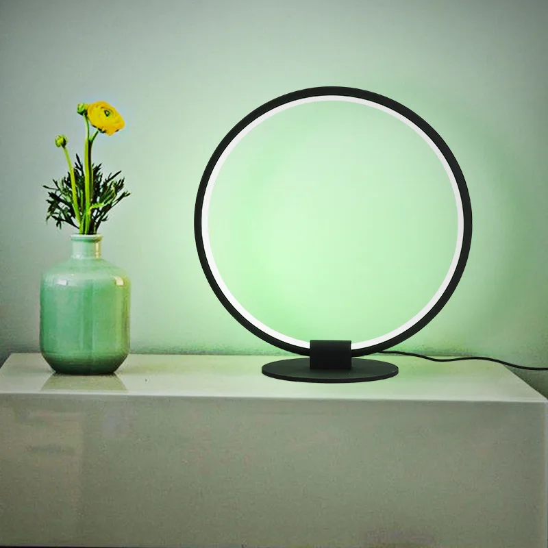 ColorBurst - Kleurrijke Achtergrondlamp Selzar