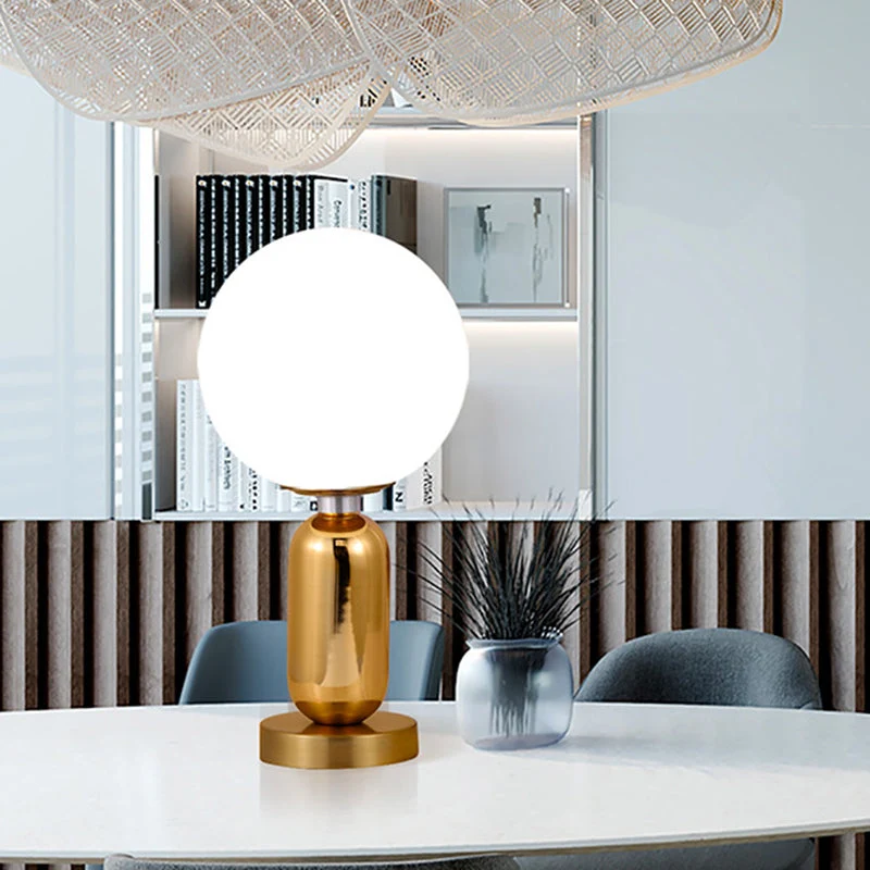 GloBelle - Moderne glazen bolvormige lamp met gouden metalen voet Selzar