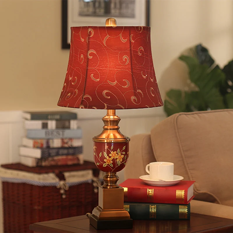 Luxora - Elegante Rode Keizerrijk Tafellamp Tafelbladstijl Selzar