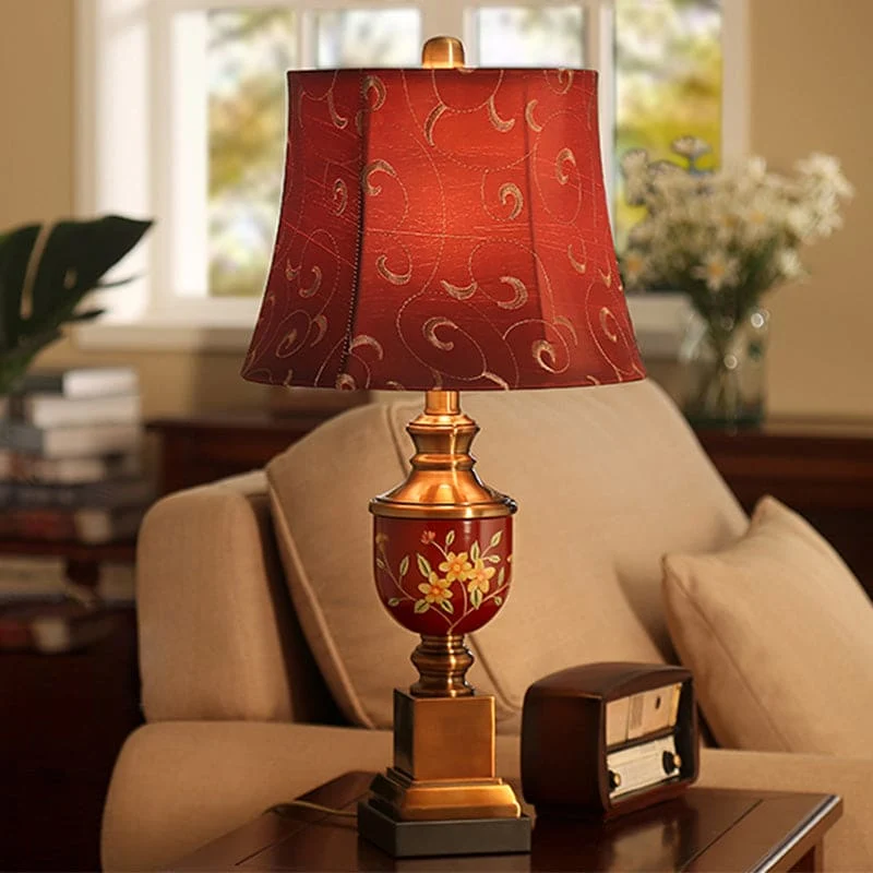 Luxora - Elegante Rode Keizerrijk Tafellamp Tafelbladstijl Selzar