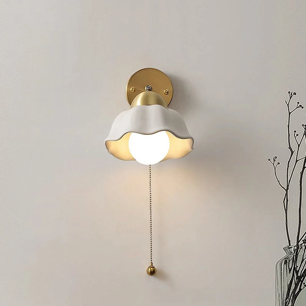 Retro Franse Witte Bloem Wandlamp - Elegante en Tijdloze Verlichting Selzar