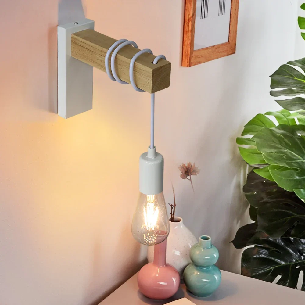 RusticBeam - Houten en IJzeren Wandlamp Selzar