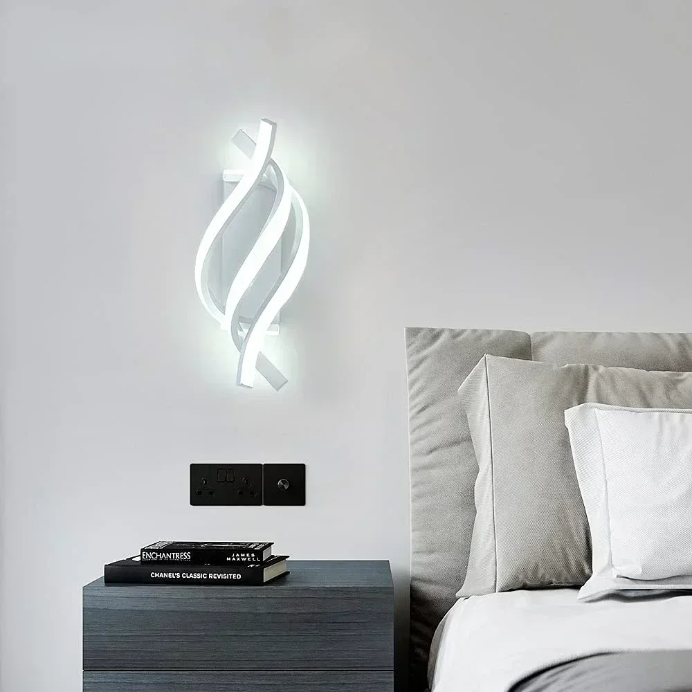 TwistBeam | Eigentijdse Spirale Wandlamp Selzar