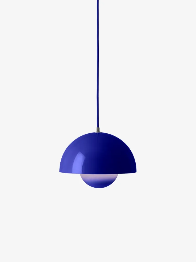 &Tradition Flowerpot pendant VP7 Cobalt