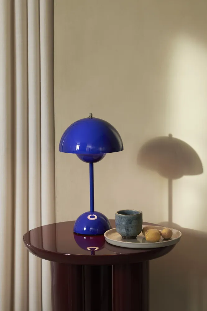 &Tradition Flowerpot VP9 tafellamp Cobalt Blue